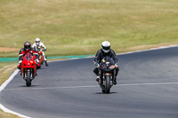 brands-hatch-photographs;brands-no-limits-trackday;cadwell-trackday-photographs;enduro-digital-images;event-digital-images;eventdigitalimages;no-limits-trackdays;peter-wileman-photography;racing-digital-images;trackday-digital-images;trackday-photos